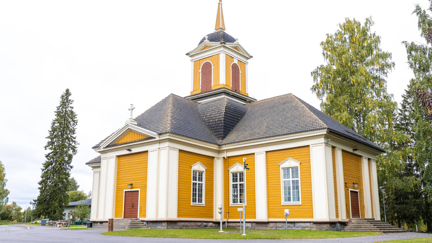 Ylikikimingin kirkko